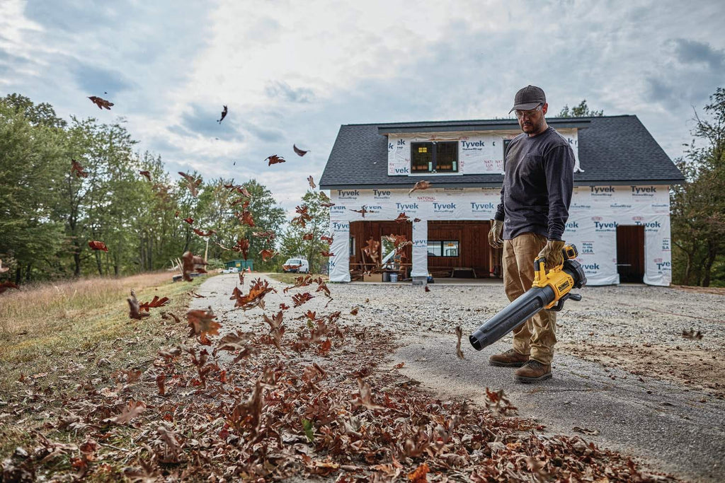 DeWalt DCBL722B 20V MAX XR Brushless 125-MPH 450-CFM Handheld Blower, Tool Only