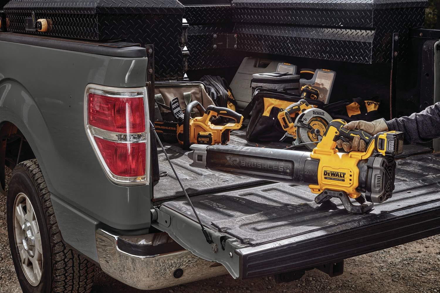 DeWalt DCBL722B 20V MAX XR Brushless 125-MPH 450-CFM Handheld Blower, Tool Only