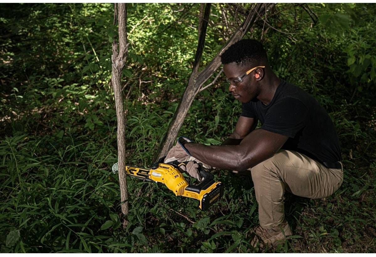 DeWalt DCCS623B 20V MAX XR Brushless 8 in. Chainsaw, Tool Only