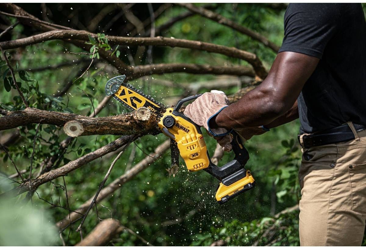 DeWalt DCCS623B 20V MAX XR Brushless 8 in. Chainsaw, Tool Only