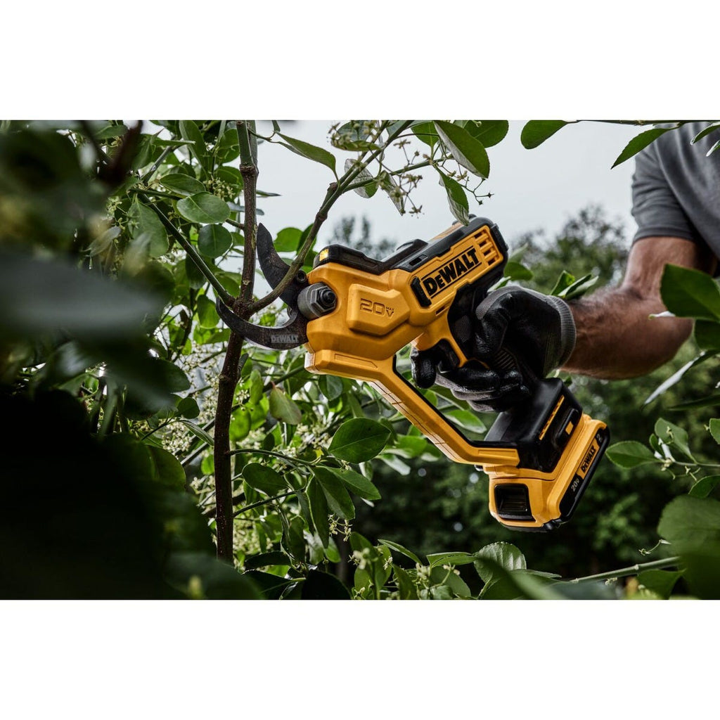 DeWALT DCPR320B 20V MAX 1-1/2 in. Cordless Shrub and Limb Pruner, Tool Only